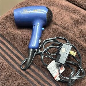 Vidal Sassoon Blue Hair Dryer